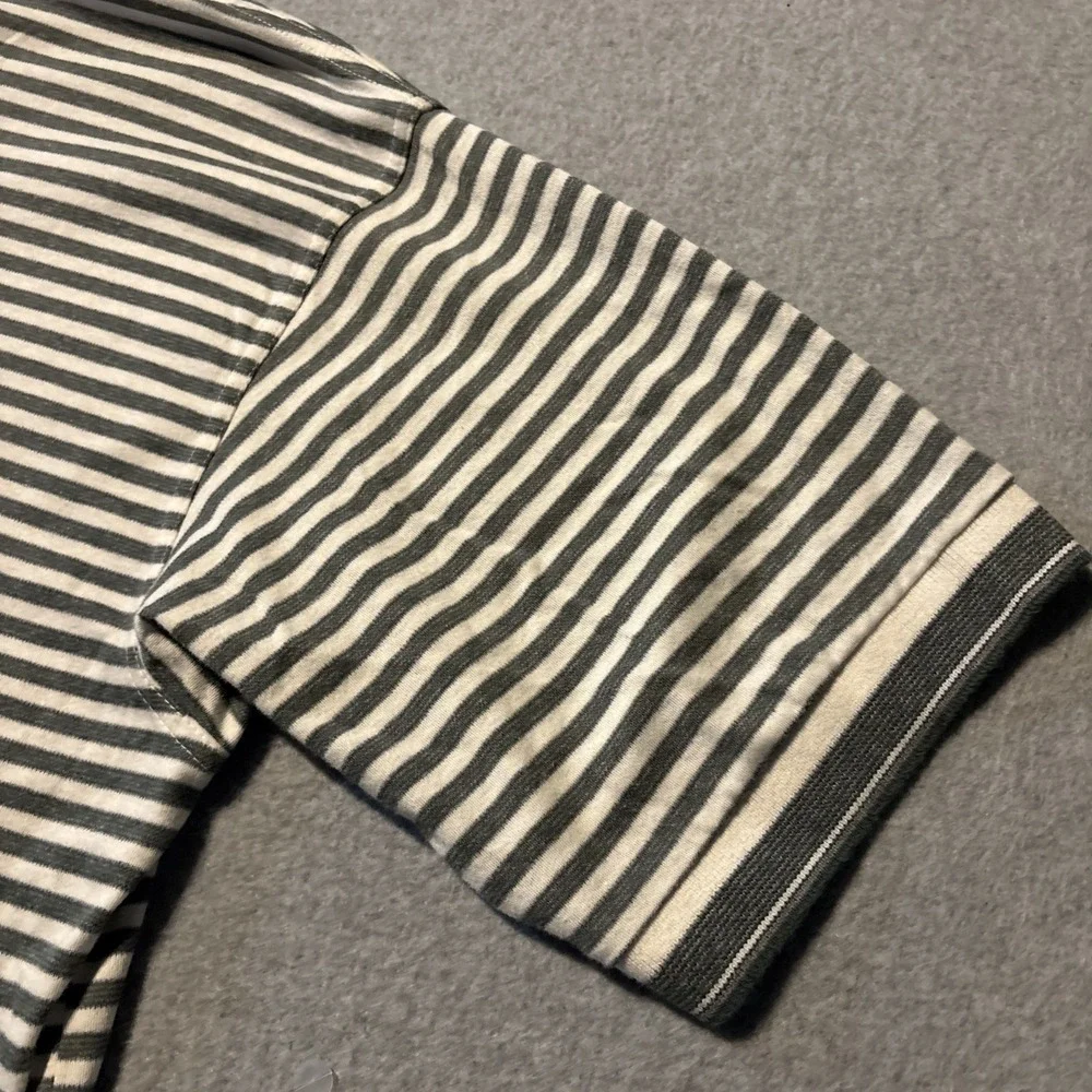 TWINHILL Golf Company Men's XL Gray White Striped Polo‎ Very Good Cond.